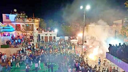 Unique Holi is played with gunpowder in Menar village of Udaipur