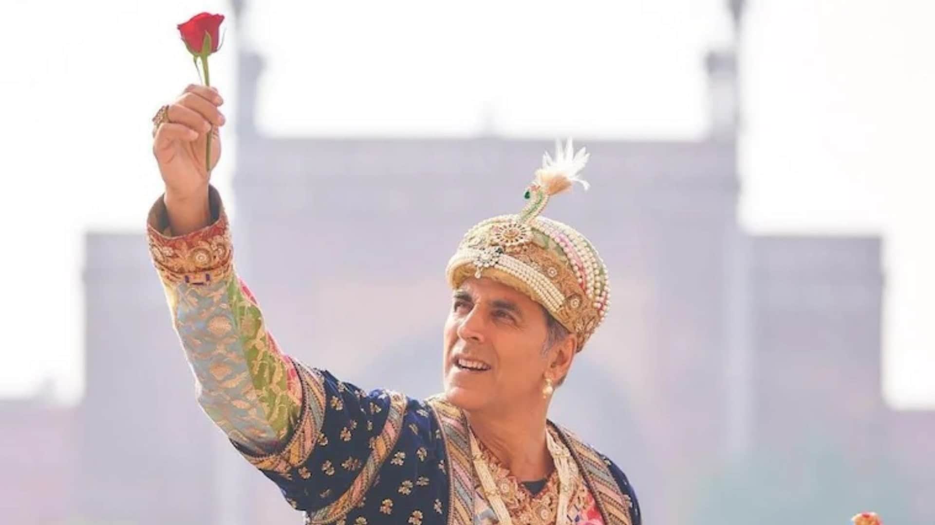 Akshay Kumar will stay in Europe till may will shoot Bade Miyan Chote Miyan khel khel mein sky force films