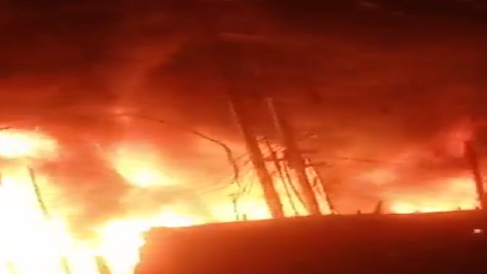 Ghaziabad Fierce fire broke out in the slums