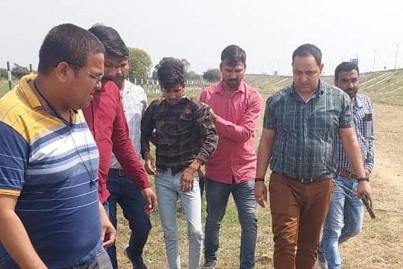 Brutal murder of abducted elderly in Orai, first belt tied around his neck and then strangled with a knife