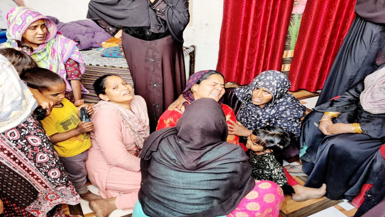 Two died due to electrocution including a young man during the Holi festival in Bijnor