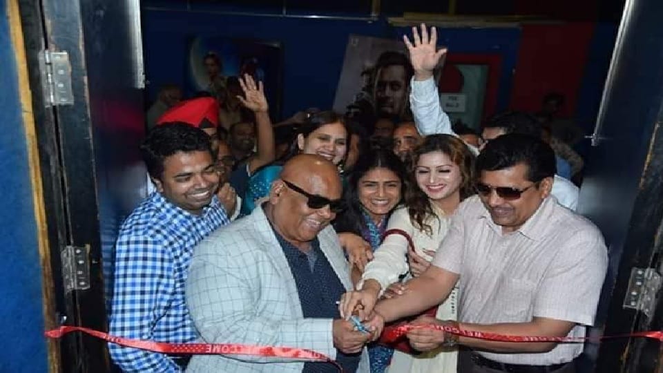 Satish Kaushik came to Hisar in premiere show of Chhoriya Chhoron Se Kam Nahi