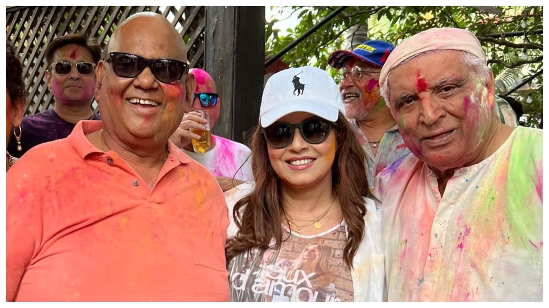 javed akhtar did an emotional post on twitter remembering satish kaushik after attending his Funeral