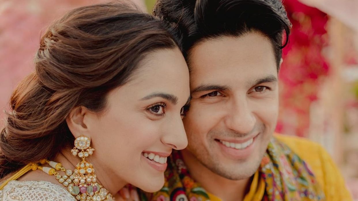 Take Fashion Inspiration From Kiara Advani Know How to Get Ready in Haldi Ceremony