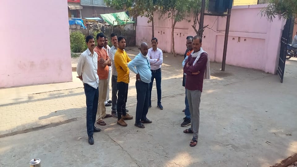 Watchman murdered in eath his throat was cut with a sharp weapon