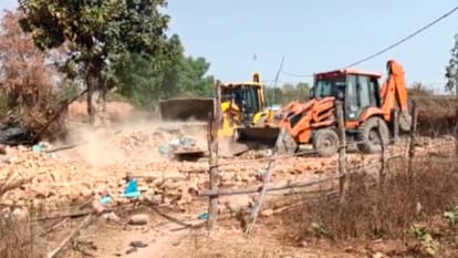 MP News: The houses of the accused who murdered a minor and misbehaved with a three-year-old were demolished