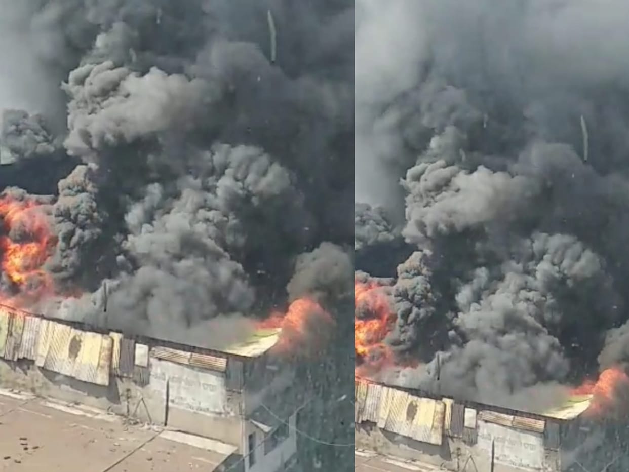 Fire in tire warehouse in Indore, smoke was visible from two kilometers away