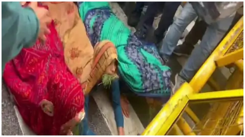 Jaipur Police forcibly ended the sit-in of martyrs wives BJP MP Kirorilal Meena health deteriorated
