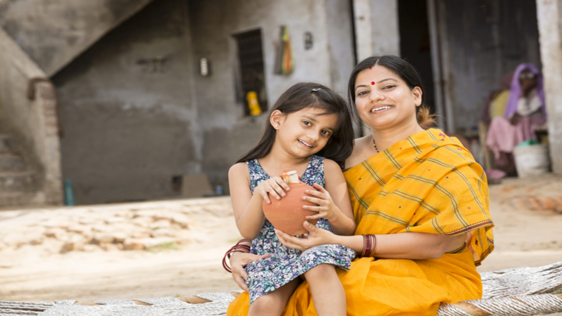 LIC Aadhaar Shila Plan Benefits, Calculator, Premium, Maturity Period Know All Details Here