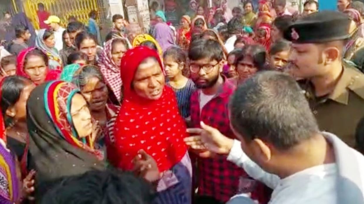 Sitamarhi Mehsoul Chowk blocked in protest against the murder