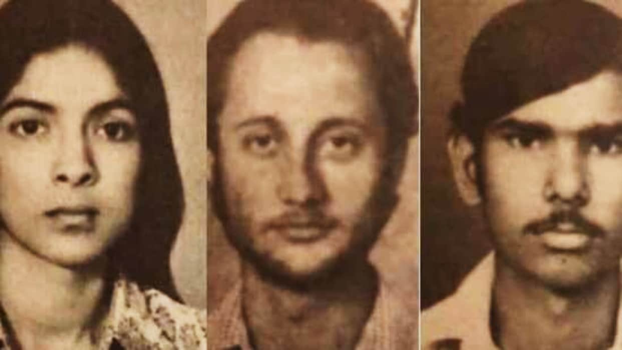 satish kaushik neena gupta anupam kher rare old black and white photo shared by masaba gupta pic goes viral