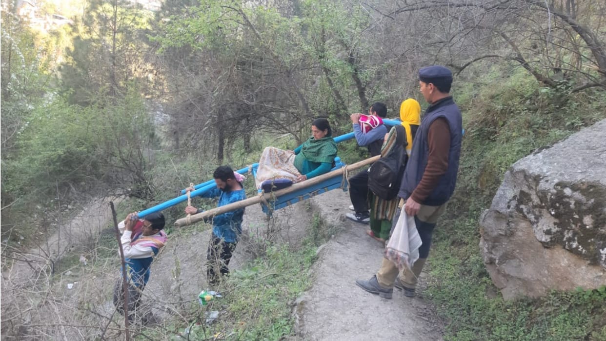No road connectivity in chamba Patient to walk over ten kilometer to reach hospital