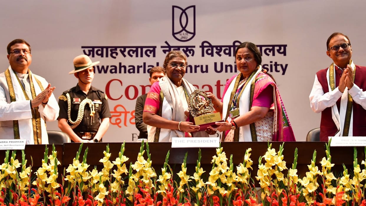 President Murmu at 6th convocation of JNU Delhi said JNU is Lively reflecting India's cultural unity