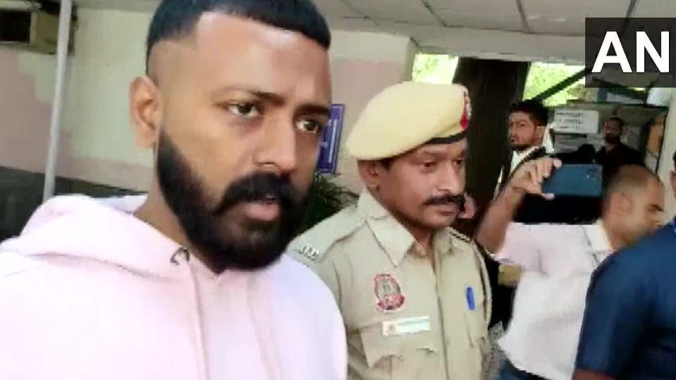 Conman sukesh chandrashekhar apperas before court in money laundering case says next turn kejriwal