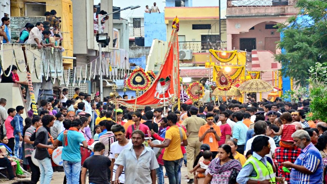 Ujjain On Rangapanchami flags of vows will come out in city old traditions will be performed in Mahakal