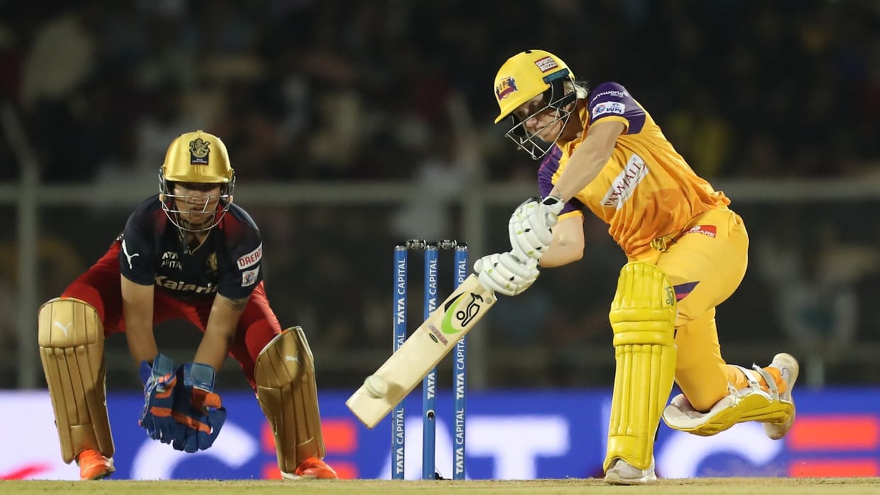 RCB vs UP Highlights Royal Challengers Bangalore vs UP Today Women IPL Match Scorecard News in Hindi