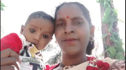 Indore News: कार की टक्कर से पांच महीने के बच्चे की मौत, मां गंभीर, पिता ने बाइक से पीछा कर ड्राइवर को पकड़ा मोक्ष मां शीतल की गोद में था