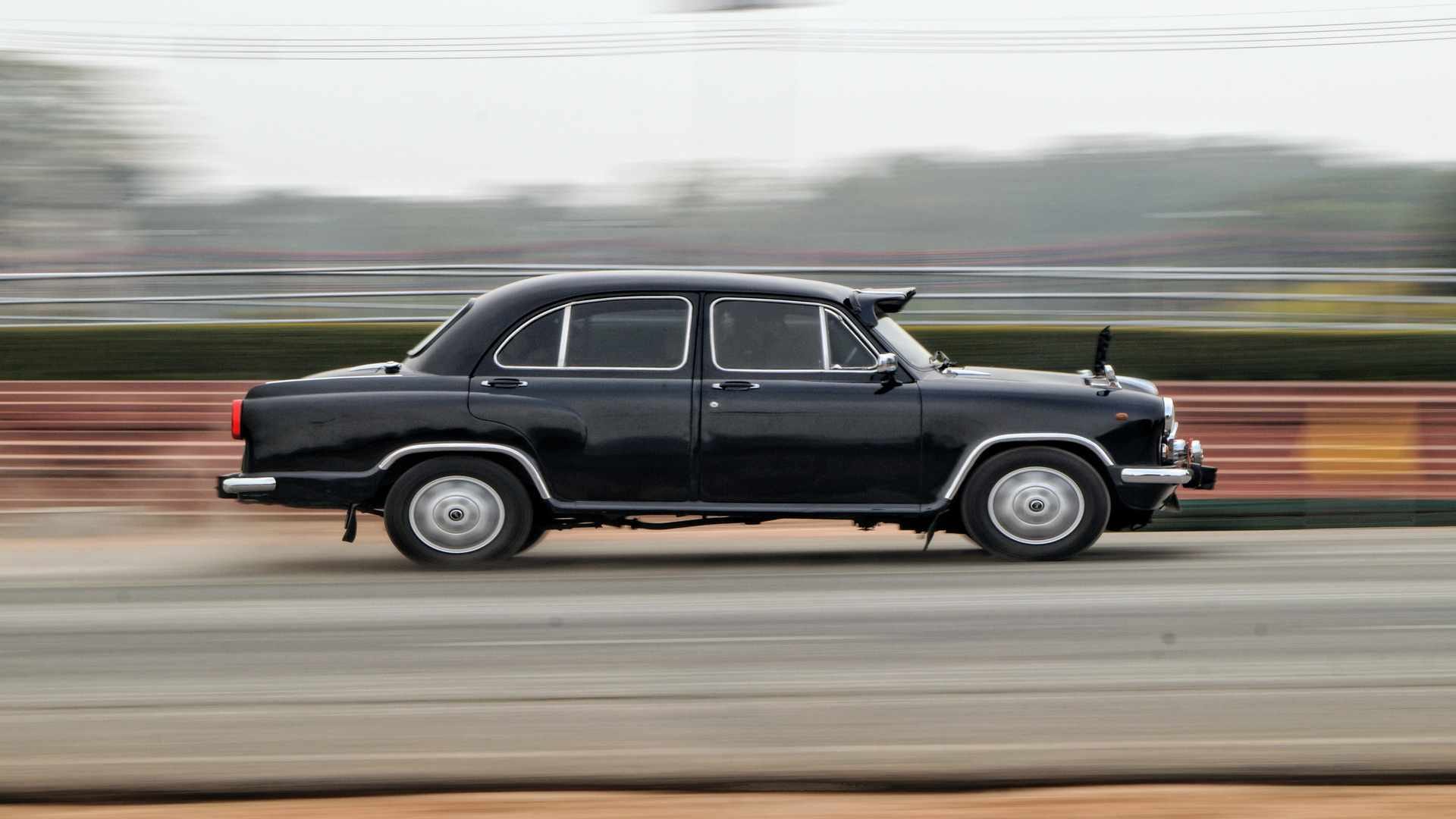 Interesting Facts First Women In World Who Drove The Car First Indian Car Driver Women News In Hindi