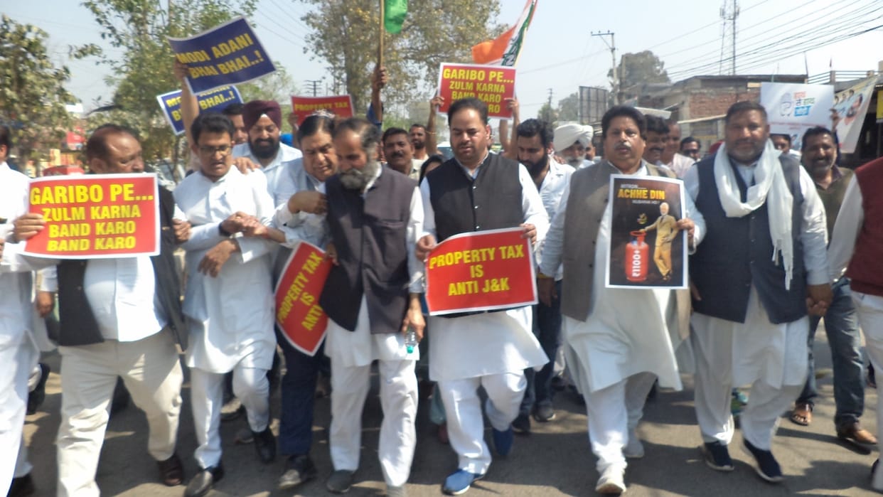Congress takes out march in RSpura under Hath Jodo Abhiyan opposer govt on various issues