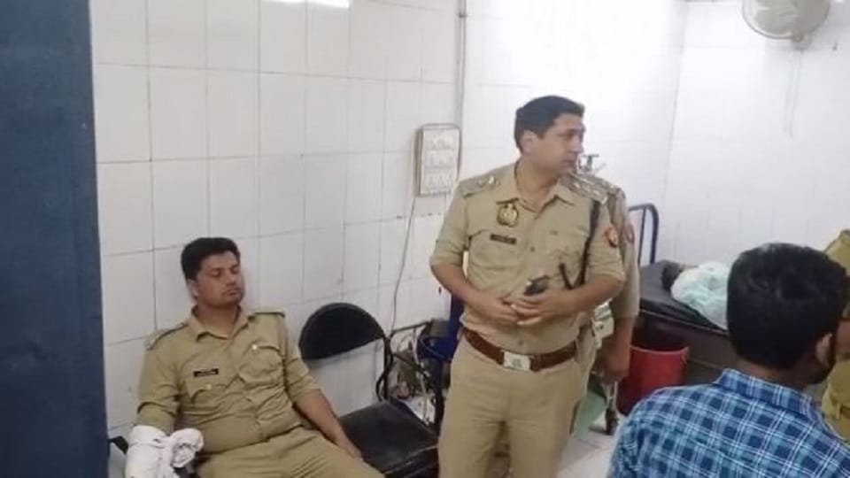 Cattle smuggler escaped from custody, shot constable with pistol, accused arrested in encounter