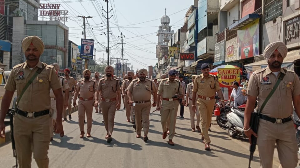 Flag march taken out by Moga police due to G-20 conference to be held in Amritsar