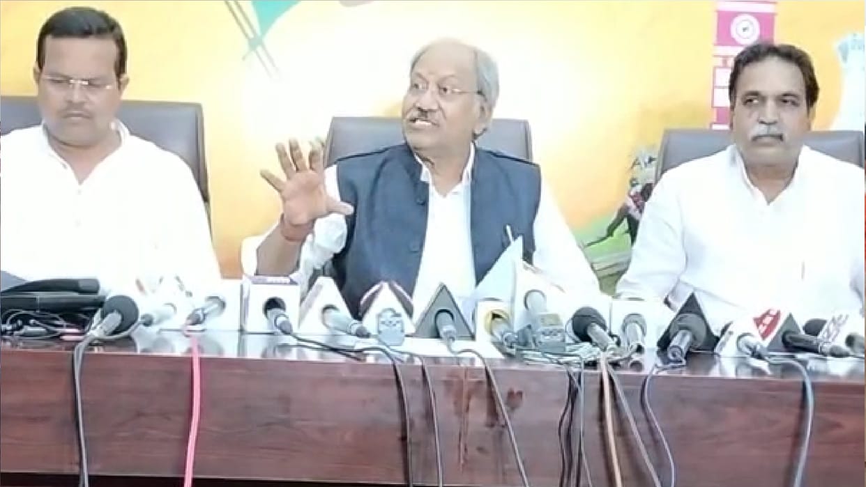 Brijmohan Agarwal allegation on Bhupesh Sarkar regarding PMAY