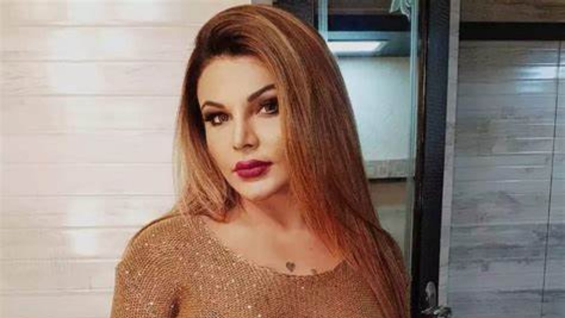 Rakhi Sawant Life Inspire Song jhootha Release actress cried In front Of Paparazzi said im also a human being