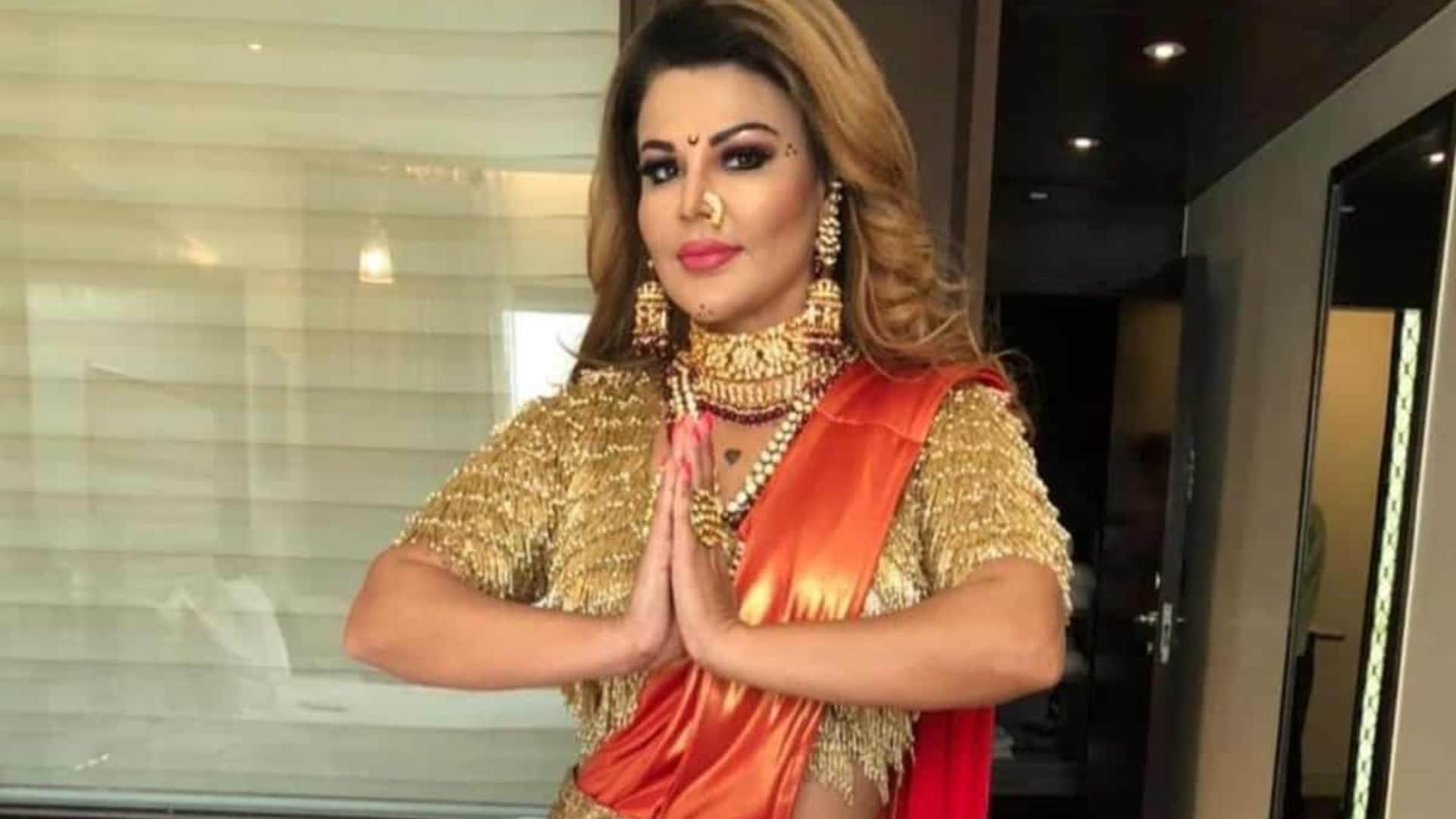 Rakhi Sawant Life Inspire Song jhootha Release actress cried In front Of Paparazzi said im also a human being