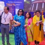 पटना विवि परिसर में मौजूद पूर्ववर्ती छात्र।