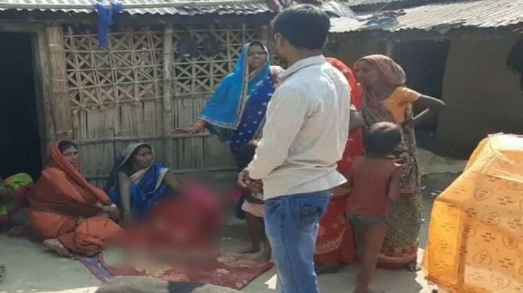 Madhepura: दहेज में मोटरसाइकिल नहीं देने पर विवाहिता की गला दबाकर हत्या, मायके वालों ने लगाया आरोप
