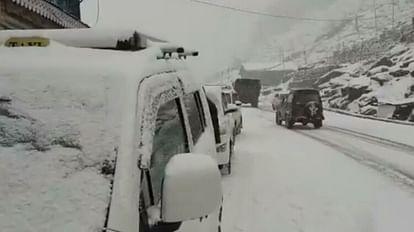 heavy snowfall in Sikkim