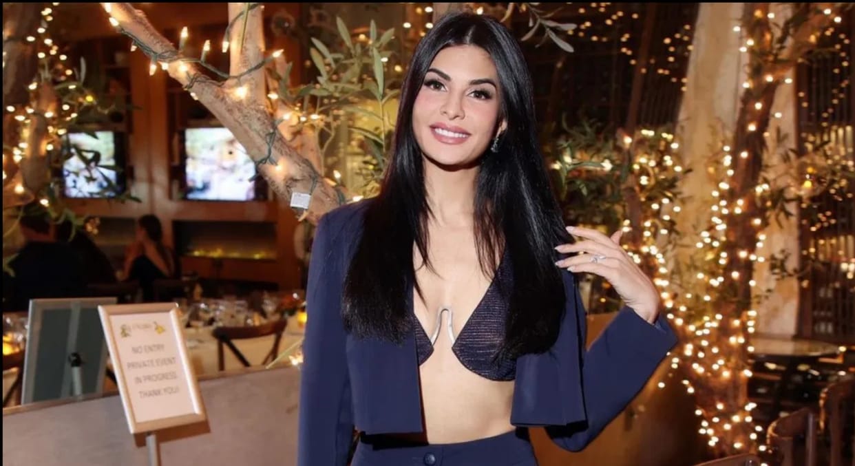 Jacqueline Fernandez look and outfit on Oscar 2023 goes viral Actress shares a post with her Hollywood team