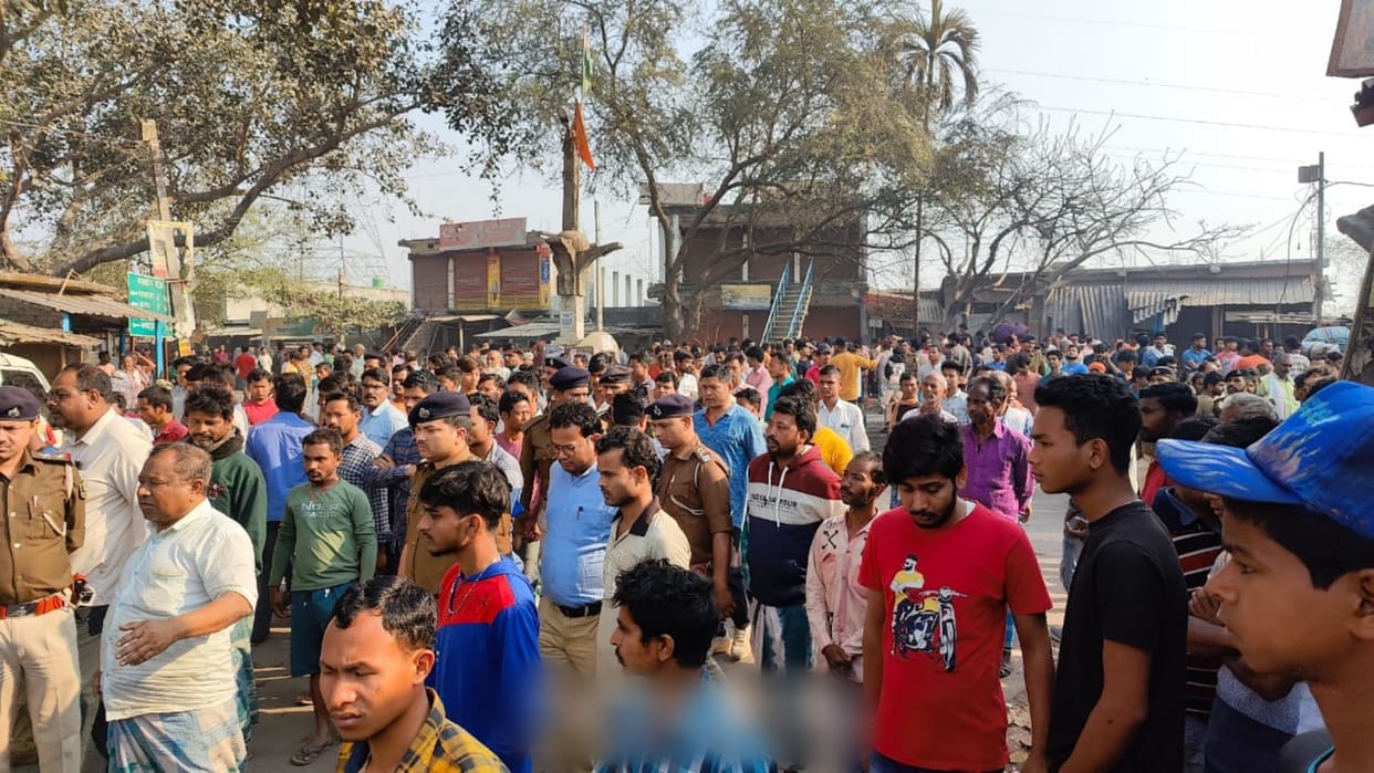People agitated over the burning of two shrines along with shops in Kishanganj, protested by blocking the road