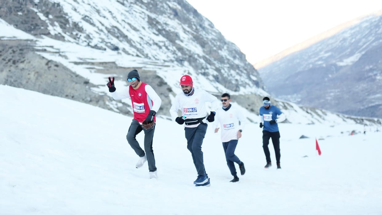 Snow Marathon in Sissu at 10 000 feet altitude in lahaul spiti himachal pradesh