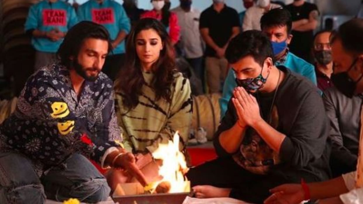 karan johar wraps up rocky aur rani ki prem kahani shoot also shared bts photos of the film