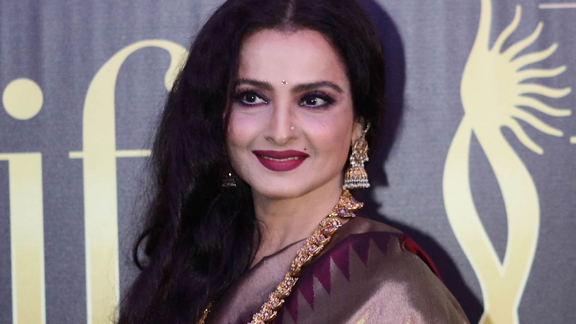 Priyanka Chopra to Bipasha Basu Radhika Apte Rekha Shantipriya these actress trolled for dark skin complexion