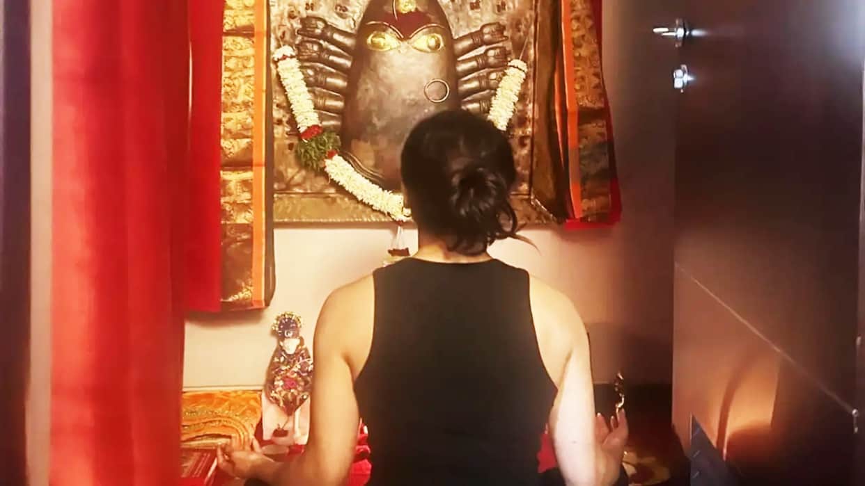 Samantha kushi actress shares pic of worshiping shows how faith transforms life anushka sharma reacts on post