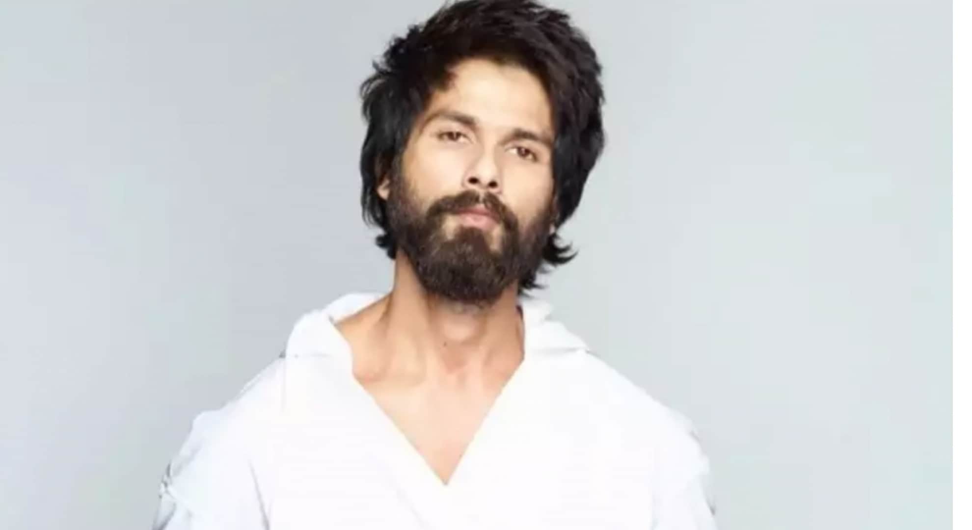 Why These Actors Never Watched Their Own Movies from Shah Rukh Khan to Shahid Kapoor