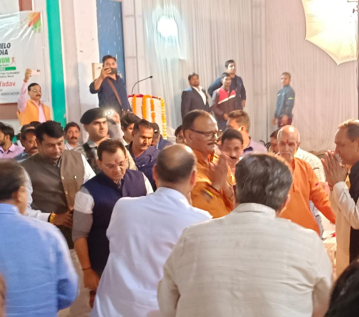 Meerut: Deputy Chief Minister Brijesh Pathak inaugurates weightlifting competition, read latest news