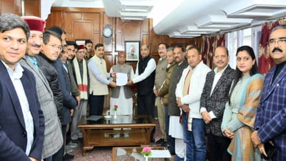 Jairam Thakur said It seems as if the last year of the government is going on