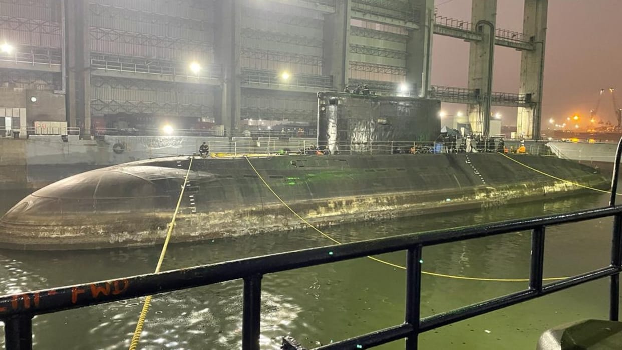 Defence Ministry signed contract normal refit submarine Sindhukirti HSL Visakhapatnam cost Rs 934 crore
