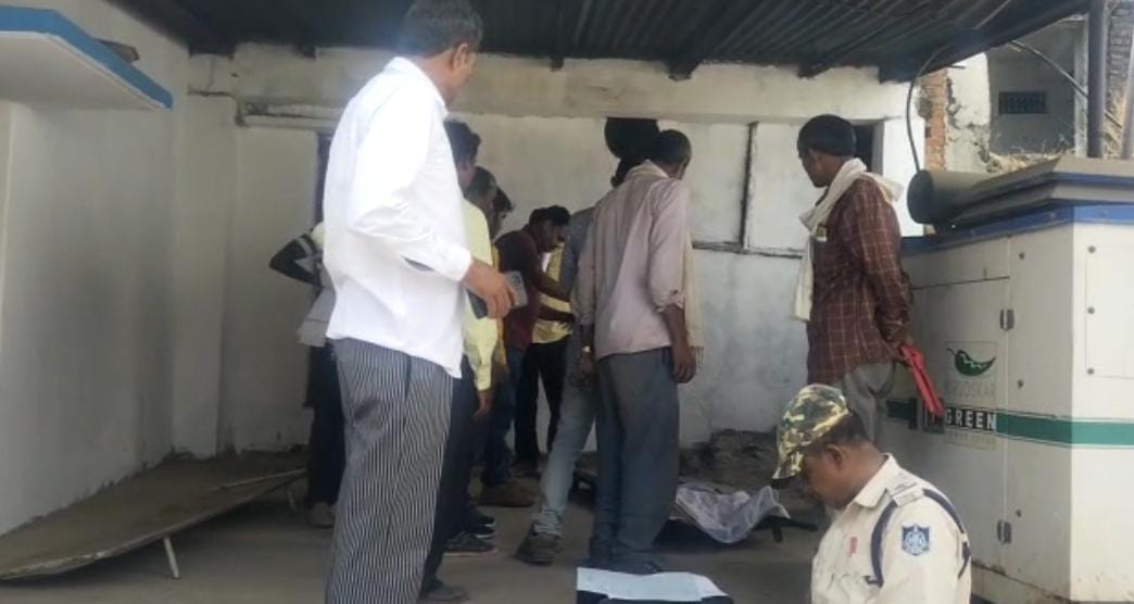 A girl Fell From Auto in Umaria District, Died on the spot