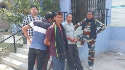 Youth returning home after celebrating birthday of his sister dies in road accident in Samastipur