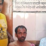 तेंदुए के हमले में घायल हुआ व्यक्ति।
