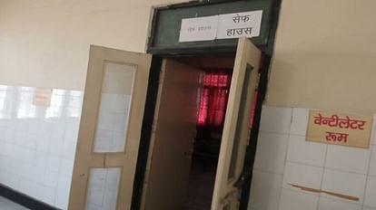 Special ward of H3N2 influenza made in Hathras district hospital