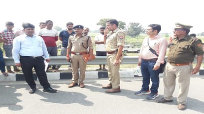Horrific accident on Agra-Lucknow Expressway four people of same family died