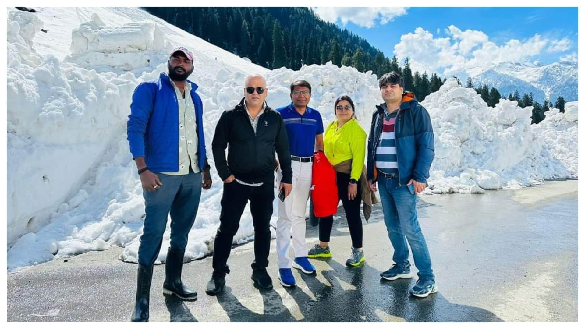 Bhojpuri Movie Rang De Basanti Team reached Kashmir Actress Rati Pandey is ready to debut in industry