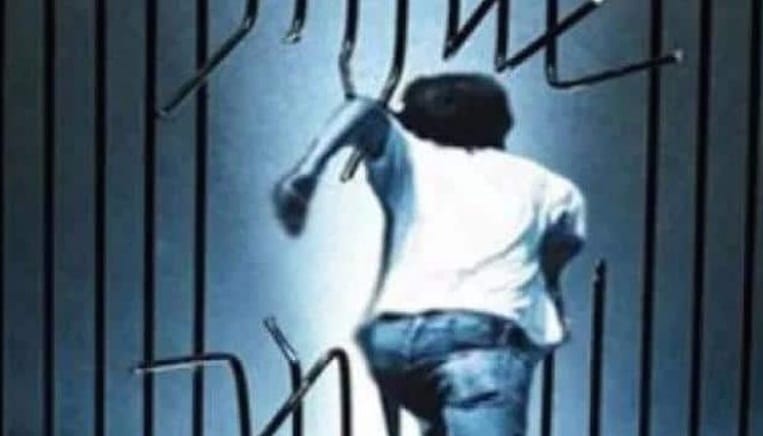 The accused escaped from the police station in Kanpur, three policemen including SI suspended