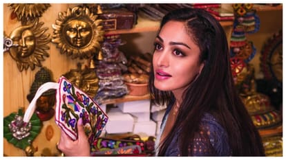 Khushalii Kumar signs new film based on Bina Nayak book Starfish Pickle