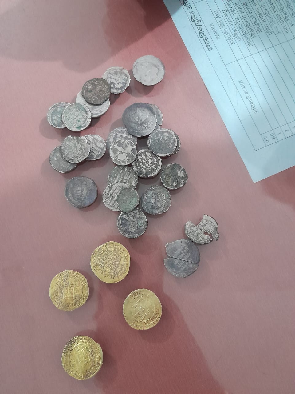 Shamli: One thousand years old gold silver coins found in excavation, Muslim emperor name is inscribed
